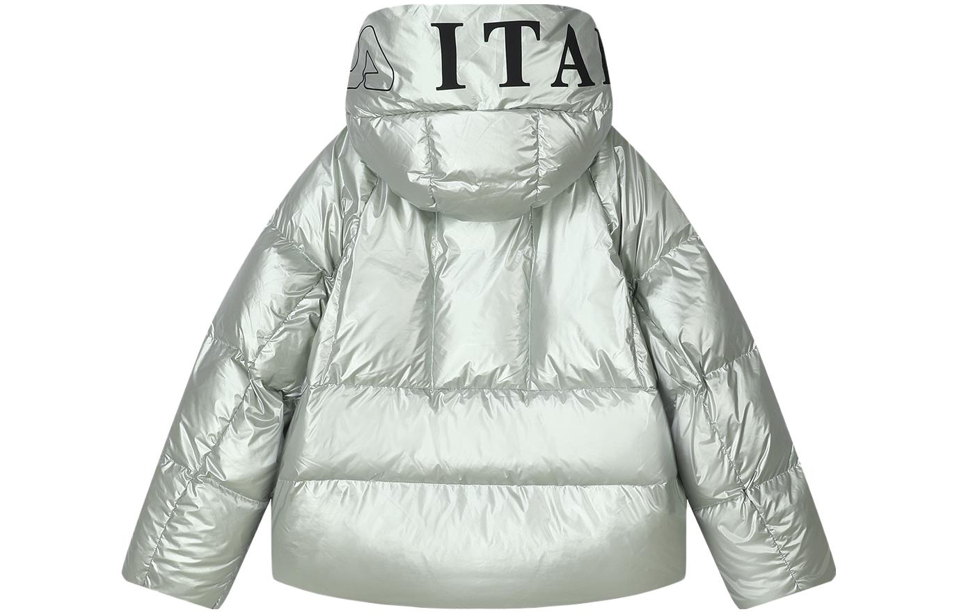 Lookbook (W) FILA Jaket Down Hoodie Logo Cetak Hijau Bambu Muda. F11W344914F-LG