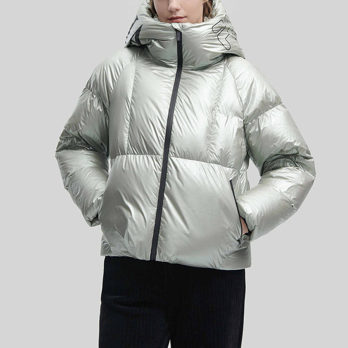 Shop (W) FILA Jaket Down Hoodie Logo Cetak Hijau Bambu Muda. F11W344914F-LG