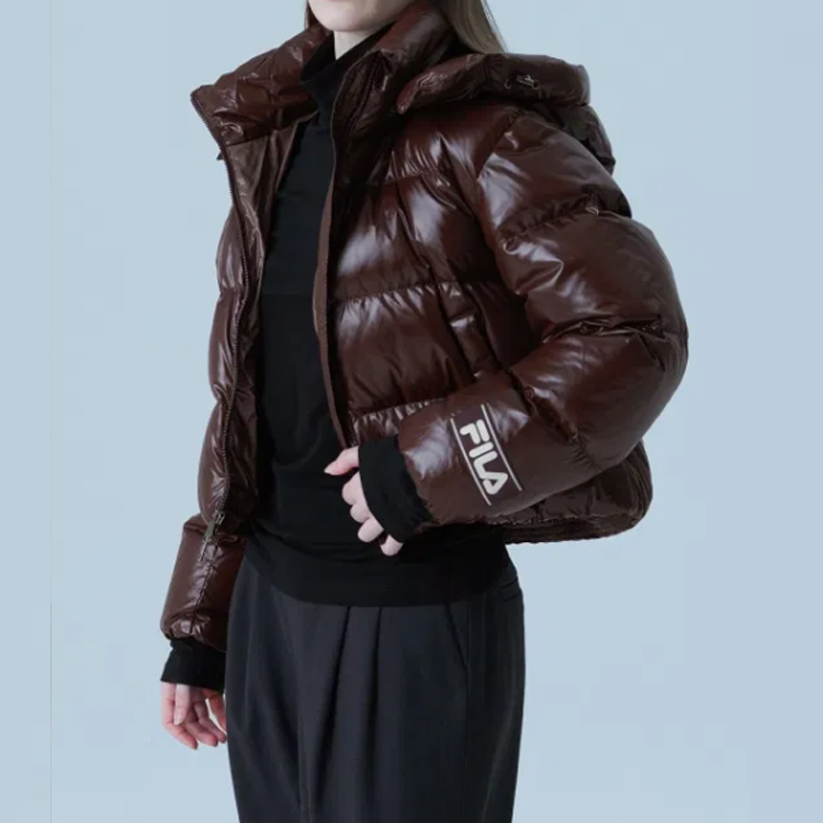 (Women) FILA  Short Down Jacket with Detachable Hood in Solid Dark Brown. FS2DJF4161F-DBN 圖 4