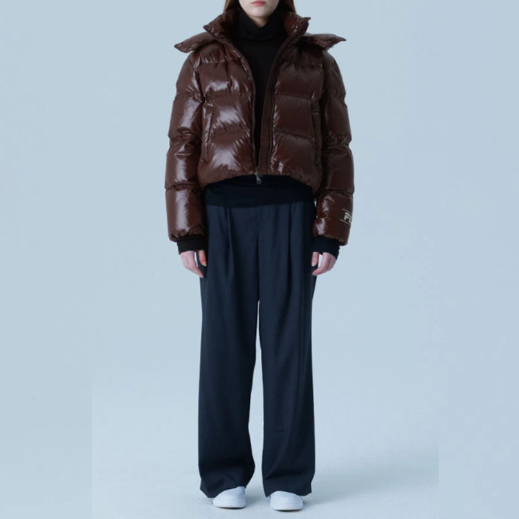 (Women) FILA  Short Down Jacket with Detachable Hood in Solid Dark Brown. FS2DJF4161F-DBN 圖 5