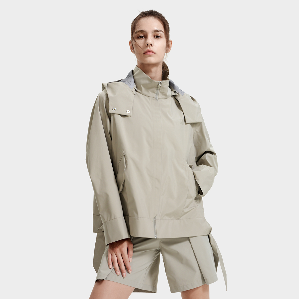 (Women) FILA  Solid Color Detachable Hood Sports Jacket A11W317702F-BG 圖 4