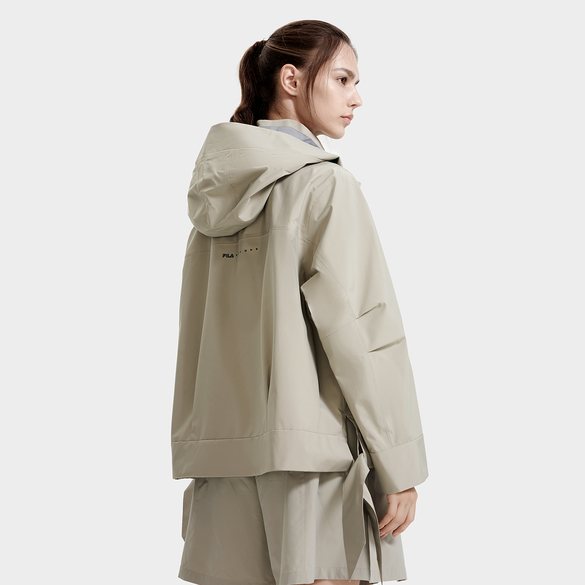 (Women) FILA  Solid Color Detachable Hood Sports Jacket A11W317702F-BG 圖 5