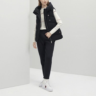 (Women) FILA Solid Color Hooded Down Vest Legendary Blue F11W341911F-NV Shop (Women) FILA Solid Color Hooded Down Vest Legendary Blue F11W341911F-NV