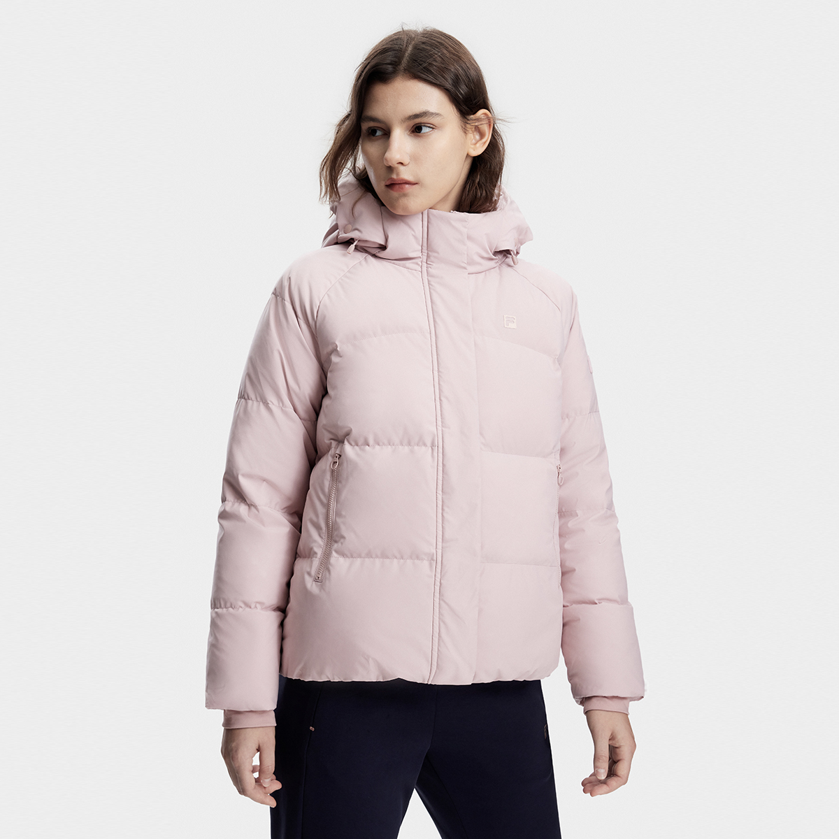 (Women) FILA  Thickened Hooded Down Jacket - Light Purple Red Sports Coat A11W341907FPK 圖 4