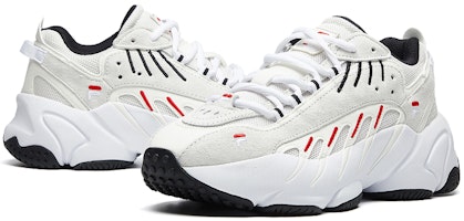 FILA斐樂 ADE 復古 低筒 慢跑鞋 女款 奶白色 Lookbook FILA斐樂 ADE 復古 低筒 慢跑鞋 女款 奶白色