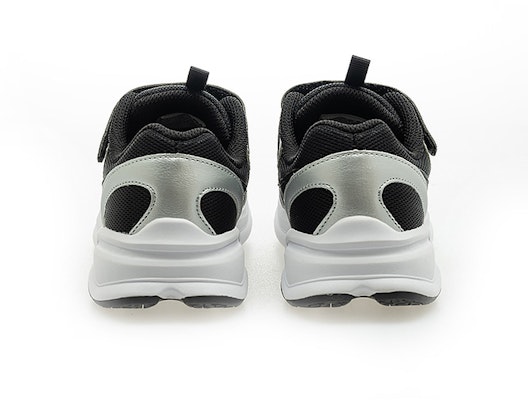 (W) FILA 全天候儿童魔术贴跑鞋 FK261CD01X023-001 Lookbook (W) FILA 全天候儿童魔术贴跑鞋 FK261CD01X023-001