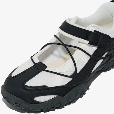 (W) Fila Ashape Velcro Negro/Negro/Negro 11001XM02369H001 Sizing (W) Fila Ashape Velcro Negro/Negro/Negro 11001XM02369H001