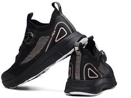 (W) FILA Atletik Hitam/Emas A12W022210FBK Lookbook (W) FILA Atletik Hitam/Emas A12W022210FBK