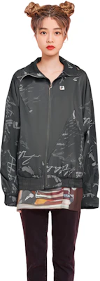 (W) FILA 運動黑色logo印花寬鬆版型梭織外套 A11W311701F-BK Purchase (W) FILA 運動黑色logo印花寬鬆版型梭織外套 A11W311701F-BK