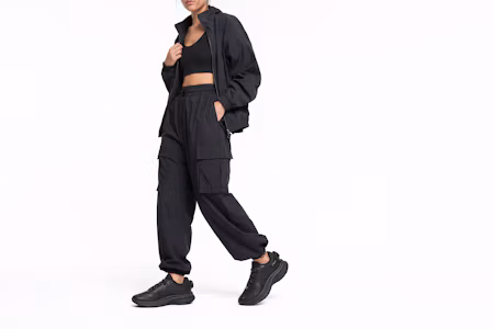 Order 斐乐 Fila 體育能量輕便防滑跑步鞋 女款 黑色