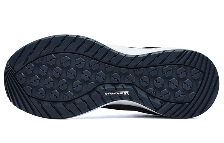 Purchase (W) FILA Athletics Lynx BOA ''Schwarz Weiß'' A12W231210FSL
