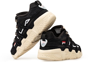 (W) FILA Barricade Low Breakout Vintage Negro/Blanco T12W031201FBK Lookbook (W) FILA Barricade Low Breakout Vintage Negro/Blanco T12W031201FBK