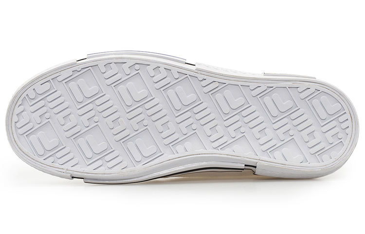 Shop FILA FUSION斐樂潮牌 Block Reform 布羅克 低幫 板鞋 女款 白黑