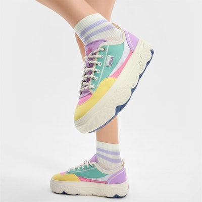 (W) 휠라 캔버스 로우 '그린 컴포트' F12W421301FBG Sizing (W) 휠라 캔버스 로우 '그린 컴포트' F12W421301FBG