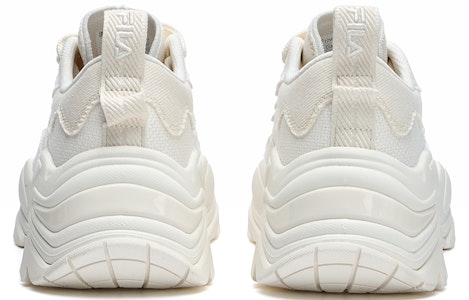 (W) FILA Canvas Low 'Putih Susu' F12W321304FGD Shop (W) FILA Canvas Low 'Putih Susu' F12W321304FGD