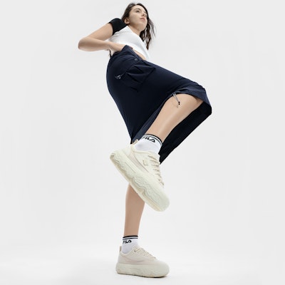 (W) 휠라 캔버스 로우 화이트 (편안한 캐주얼) F12W421301FWG Sizing (W) 휠라 캔버스 로우 화이트 (편안한 캐주얼) F12W421301FWG