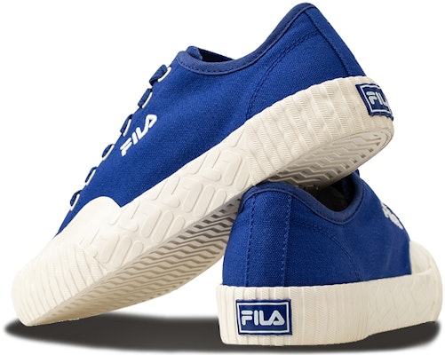 (W) Sneakers FILA Carve Biru/Putih T12W034402FDB Lookbook (W) Sneakers FILA Carve Biru/Putih T12W034402FDB