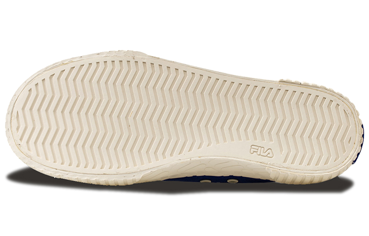 Shop (W) 휠라 카브 스니커즈 블루/화이트 T12W034402FDB