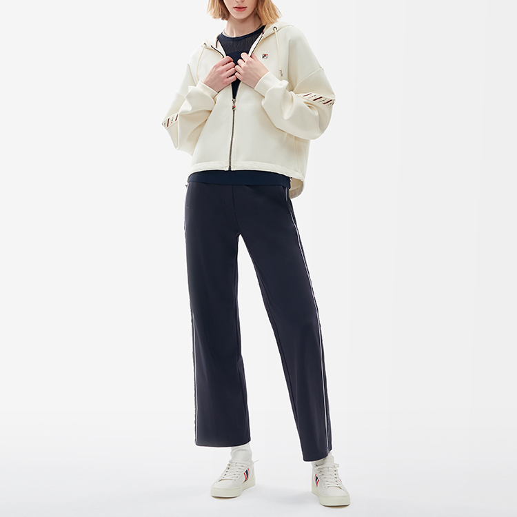 (Women) FILA Casual Knit Loose Fit Hoodie Jacket Steam White F11W211504FIV 圖 4