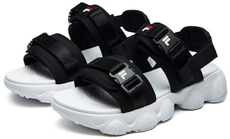 (W) Sandalias Casuales FILA en Negro/Blanco F12W124530FBK Lookbook (W) Sandalias Casuales FILA en Negro/Blanco F12W124530FBK