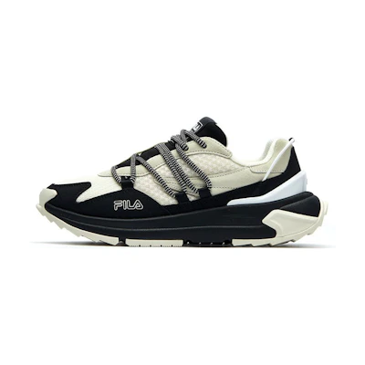 (W) FILA Corsa Low Chunky Sneakers White/Black