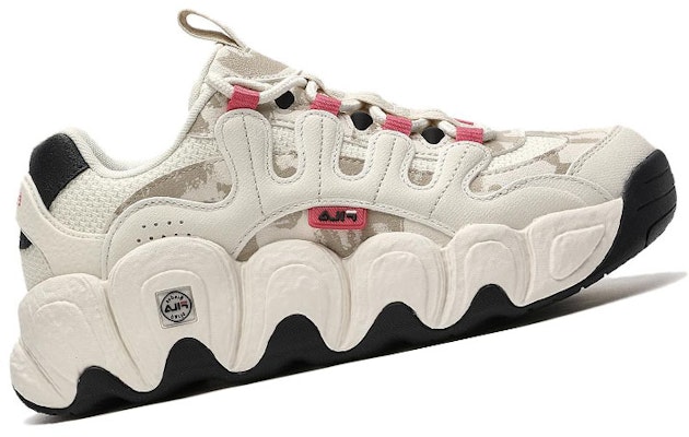 (W) Sneakers FILA Croissant Etudes 'Putih' F12W342113FGT Order (W) Sneakers FILA Croissant Etudes 'Putih' F12W342113FGT