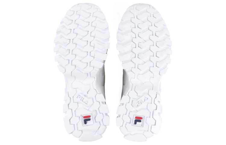 Shop Fila 斐樂 CrossTraining系列 復古風潮鞋 白色 韓風