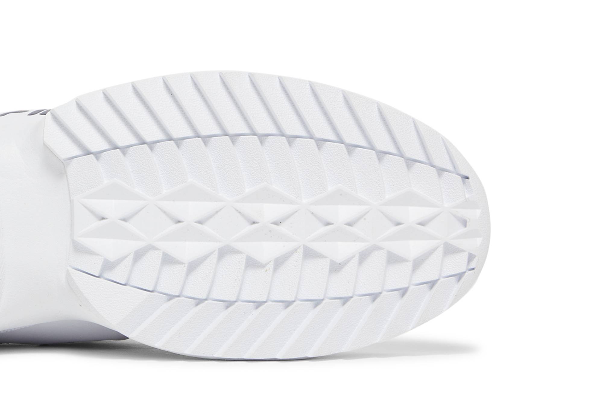 Purchase (Women) FILA Disarray 'White' 5CM00783-125