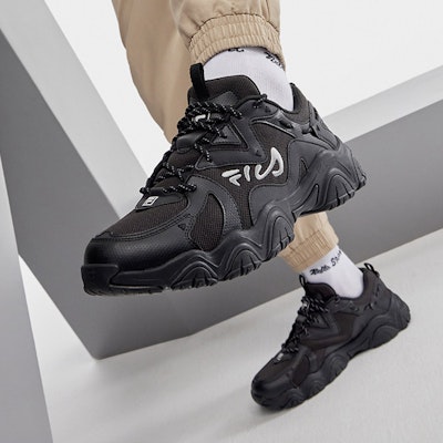 (W) FILA Disruptor 4 2023 'Hitam Gelap' F12M312101FBK Sizing (W) FILA Disruptor 4 2023 'Hitam Gelap' F12M312101FBK