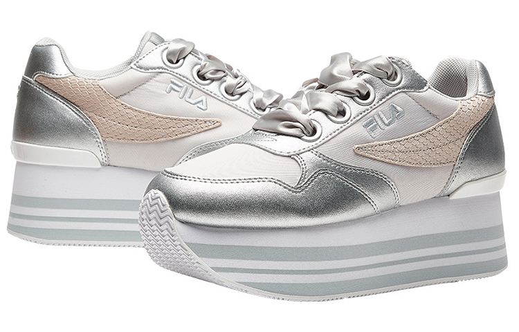Shop FILA斐樂 潮流百搭增高 厚底鞋 女款 銀白
