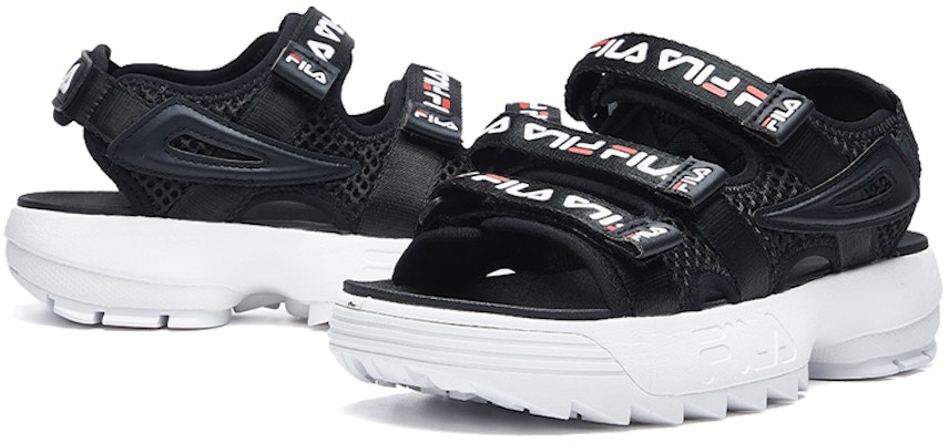 (W) FILA DISRUPTOR II SANDAL Hitam F12W024506FBK Lookbook (W) FILA DISRUPTOR II SANDAL Hitam F12W024506FBK