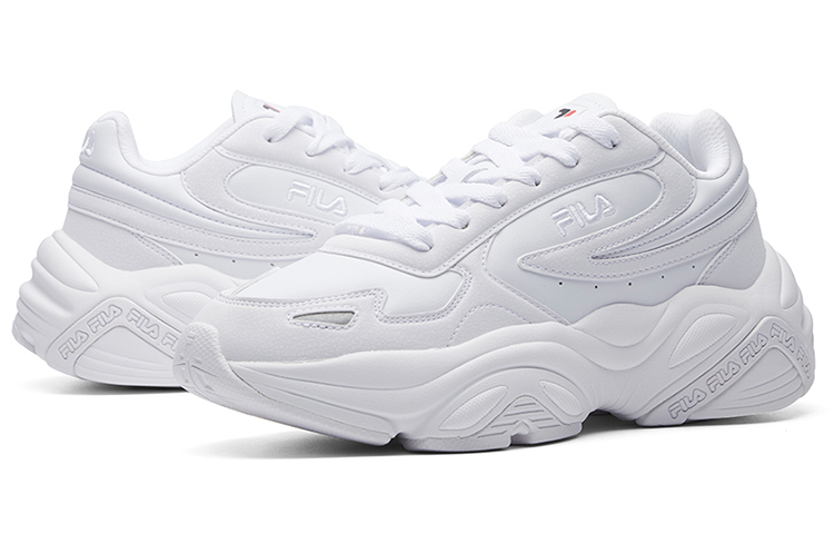 Shop (W) FILA Tracer时尚跑鞋 白色 F12W111123FWT