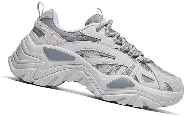 (W) FILA Disruptor Low 'Kelabu Antartika' F12W034120FAG Lookbook (W) FILA Disruptor Low 'Kelabu Antartika' F12W034120FAG