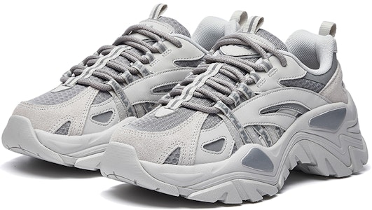 FILA斐樂 魚刺 防滑 減震防滑 低筒 運動休閒鞋 女款 南極灰 Shop FILA斐樂 魚刺 防滑 減震防滑 低筒 運動休閒鞋 女款 南極灰