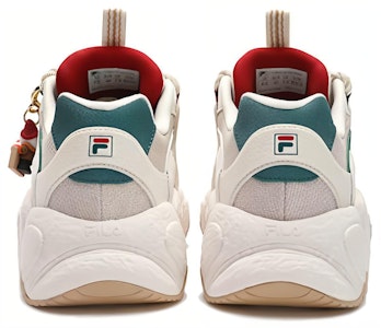 (W) FILA Disruptor Rendah 'Croissant Krismas' F12W412101FSR Lookbook (W) FILA Disruptor Rendah 'Croissant Krismas' F12W412101FSR