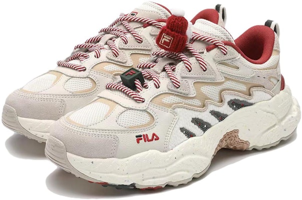 (W) FILA Disruptor Rendah 'Krismas Beige Merah' F12W411120FWL Lookbook (W) FILA Disruptor Rendah 'Krismas Beige Merah' F12W411120FWL