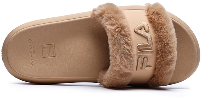 (W) 휠라 도넛 퍼리 '탄' F12W221507FDM Lookbook (W) 휠라 도넛 퍼리 '탄' F12W221507FDM