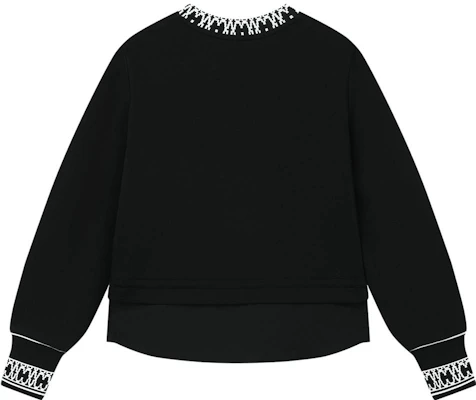 (W) FILA 翡翠黑針織套頭毛衣 休閒冬季穿搭 F11W344201F-BK Lookbook (W) FILA 翡翠黑針織套頭毛衣 休閒冬季穿搭 F11W344201F-BK