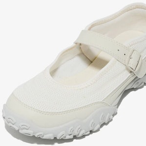 (W) FILA Escape Mary Jane Sepatu Beige/Beige/Beige 11001XM02376H920 Sizing (W) FILA Escape Mary Jane Sepatu Beige/Beige/Beige 11001XM02376H920