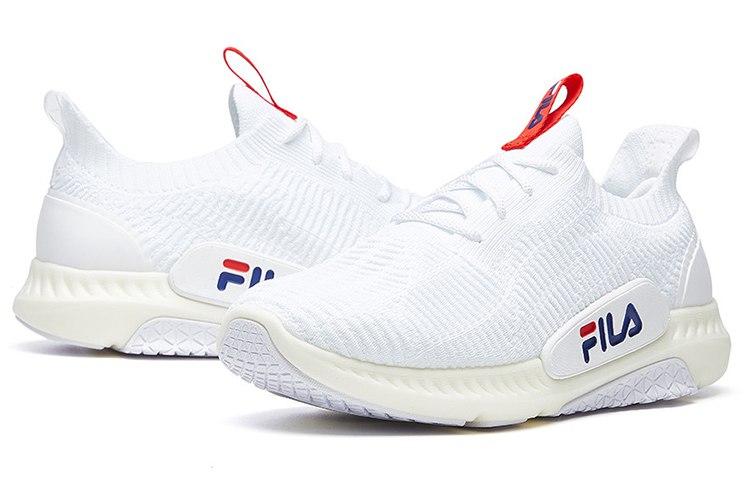 Shop (W) FILA Fantastic Low-Top Weiß Sneakers T12W024104FWT