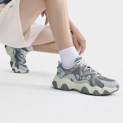 (W) Zapatillas FILA Fluid 4 'Gris Blanco' F12W322107FAD Sizing (W) Zapatillas FILA Fluid 4 'Gris Blanco' F12W322107FAD