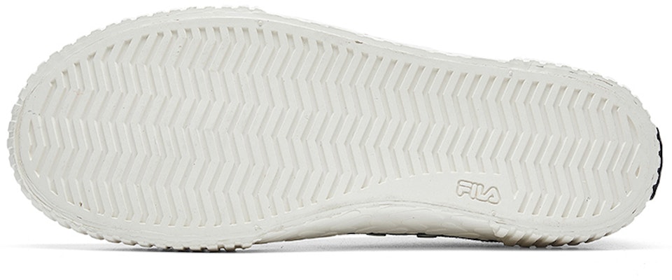 Fila 斐樂 Fmc系列 Carve 低幫帆布鞋 女款 黑白 Shop Fila 斐樂 Fmc系列 Carve 低幫帆布鞋 女款 黑白