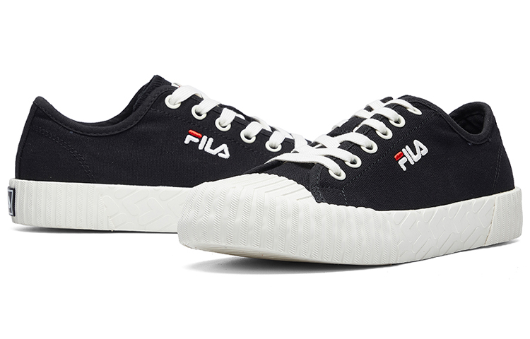 Lookbook (W) FILA Fmc Series Carve Low Kasut Kanvas Hitam/Putih F12W034415FBK