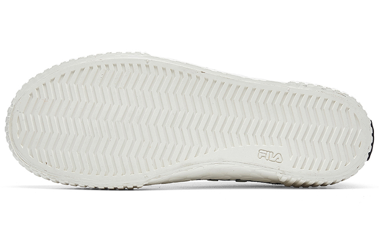 Shop (W) FILA Fmc Series Carve Low Kasut Kanvas Hitam/Putih F12W034415FBK