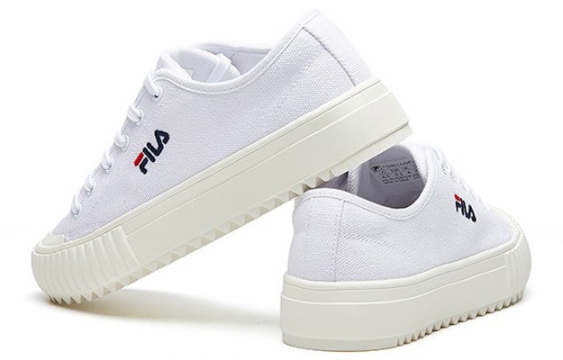 (Women) FILA Fmc Series Trail Low Top Canvas Sneakers White F52W014404FWT Lookbook (Women) FILA Fmc Series Trail Low Top Canvas Sneakers White F52W014404FWT