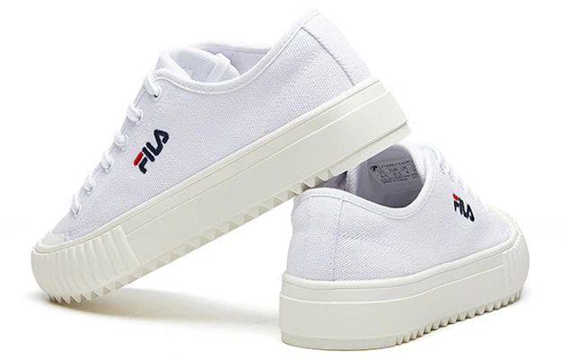 (W) FILA FMC Series Scarpe Casual Basse in Tela Trail Bianche F52W014404FWT Lookbook (W) FILA FMC Series Scarpe Casual Basse in Tela Trail Bianche F52W014404FWT