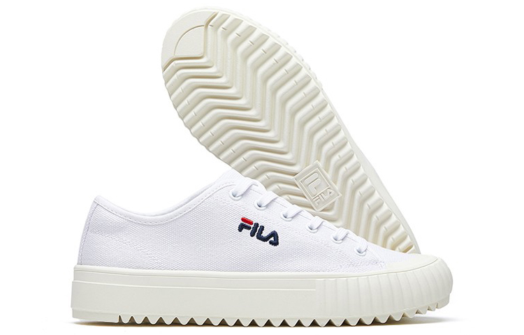 Shop (W) FILA FMC系列低帮白色帆布运动鞋 F52W014404FWT