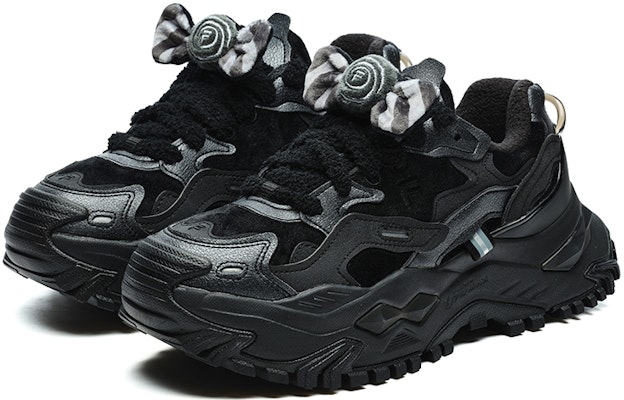 (W) FILA FUSION Bianco Sneakers 'Hitam' T12W241121FBM Order (W) FILA FUSION Bianco Sneakers 'Hitam' T12W241121FBM