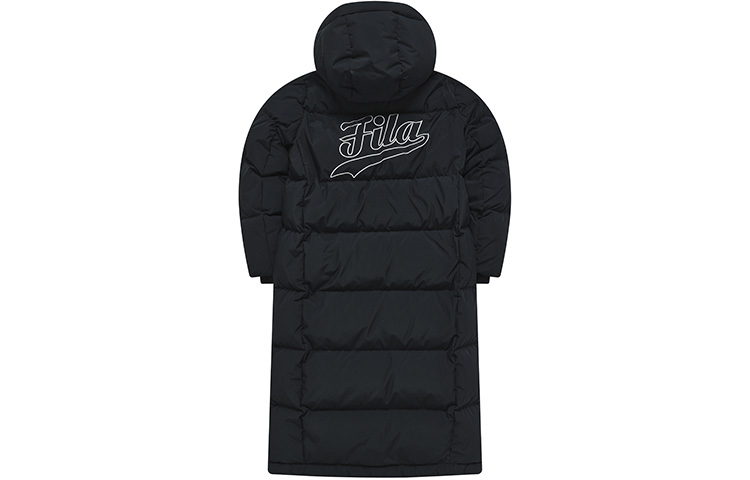 Lookbook (W) FILA Fusion Chaqueta Negra Larga con Capucha y Diseño de Parche con Letras. T11W242916FBK