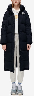 (W) FILA Fusion Chaqueta Negra Larga con Capucha y Diseño de Parche con Letras. T11W242916FBK Shop (W) FILA Fusion Chaqueta Negra Larga con Capucha y Diseño de Parche con Letras. T11W242916FBK